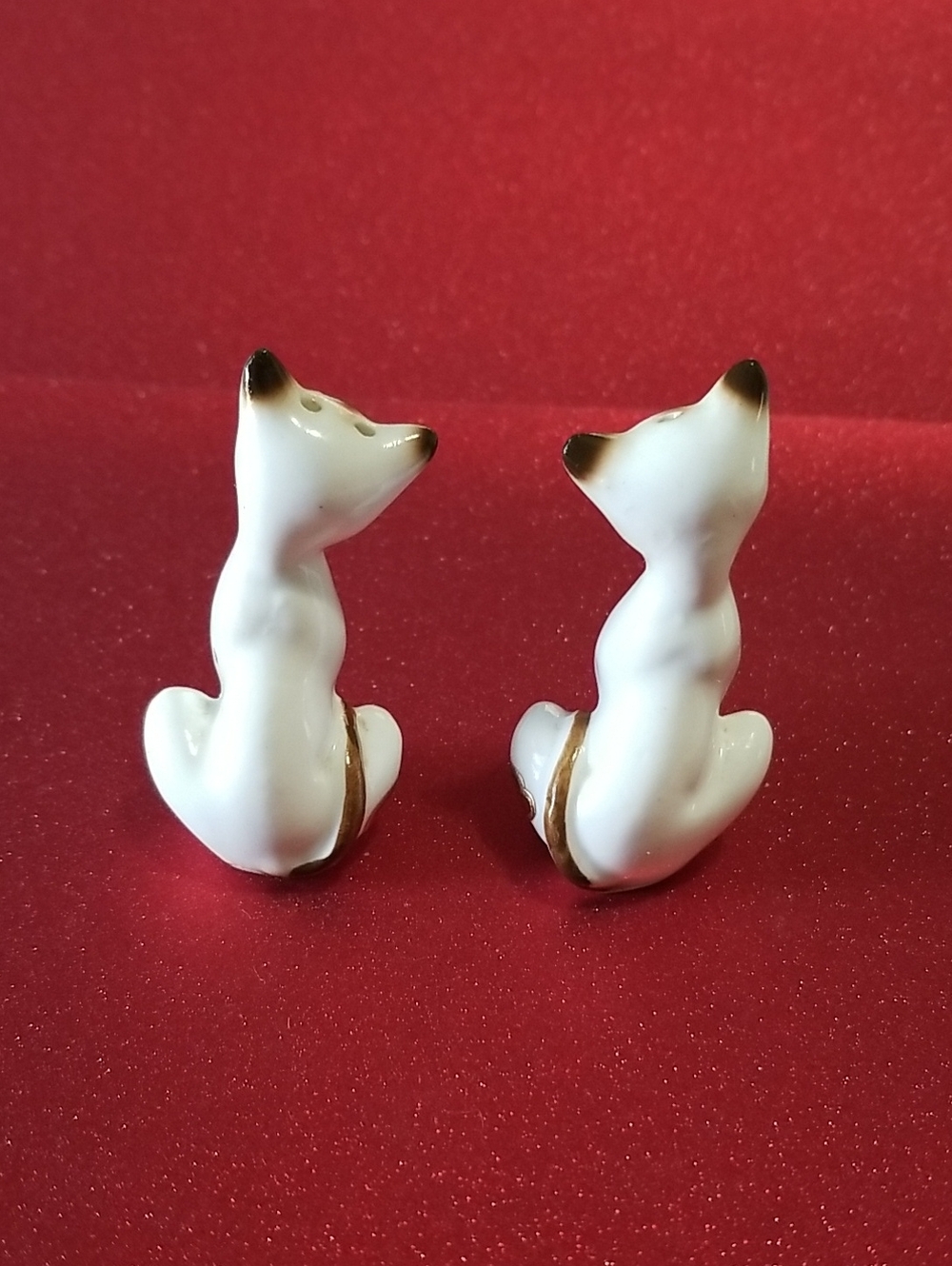 Vintage Siamese Cats Bone China Mini Salt And Pepper Shakers - Picture 3 of 10